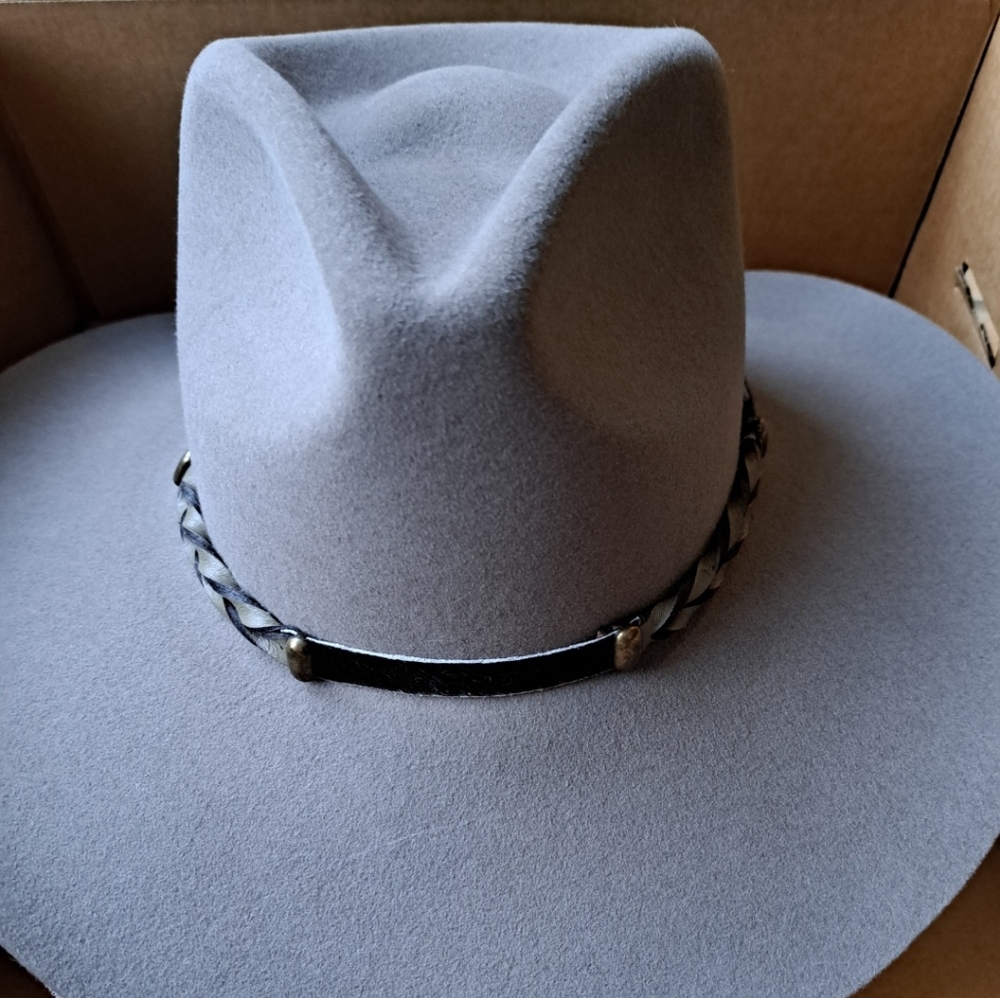 Stetson Drifter Hat New with tags and storage box  size 6 7/8. 169